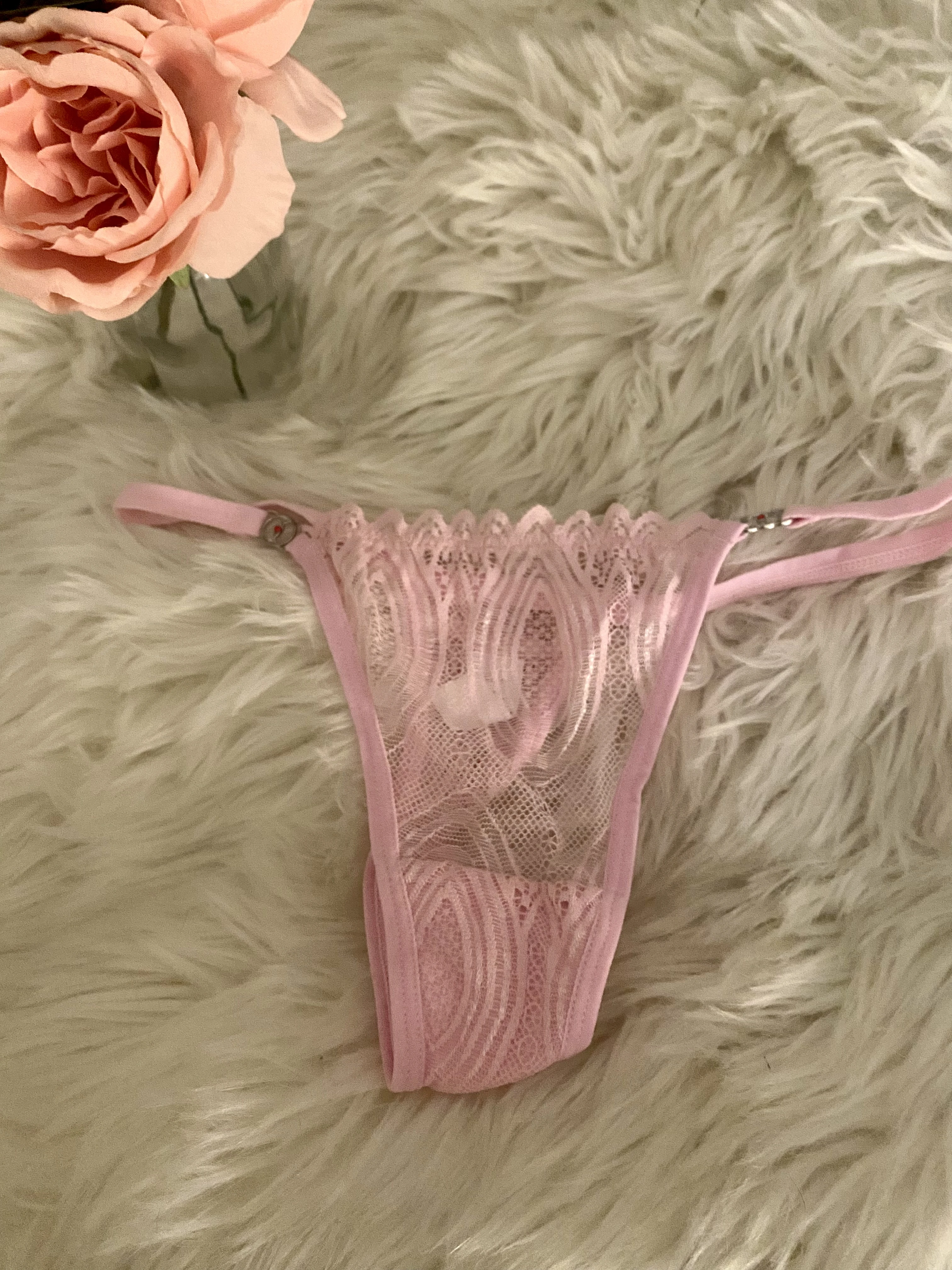 Photo de 👄 Mon string porté 2 jours 👄