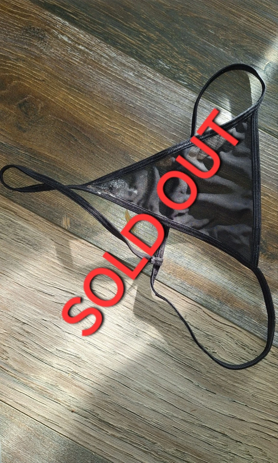 Photo de Black G string worn 2 days
