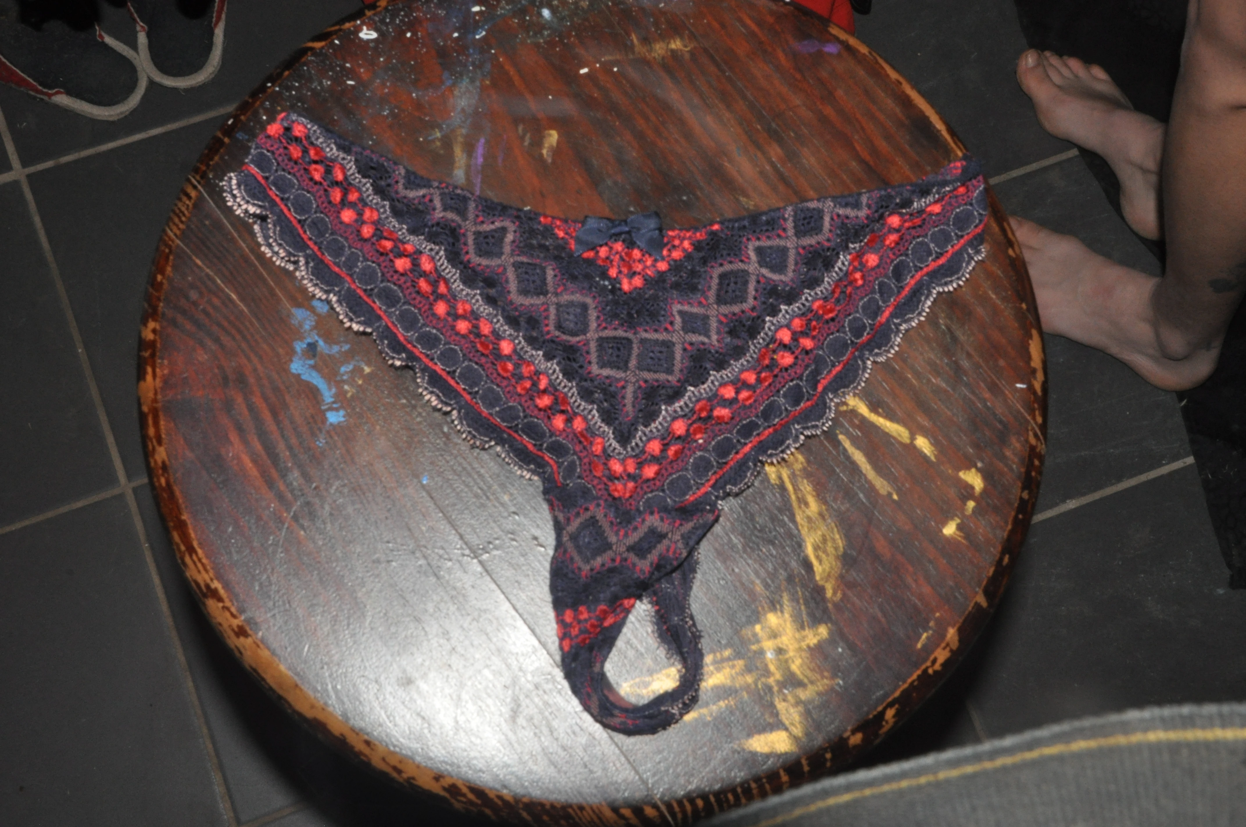 Photo de Tanga Coloré Masturbation