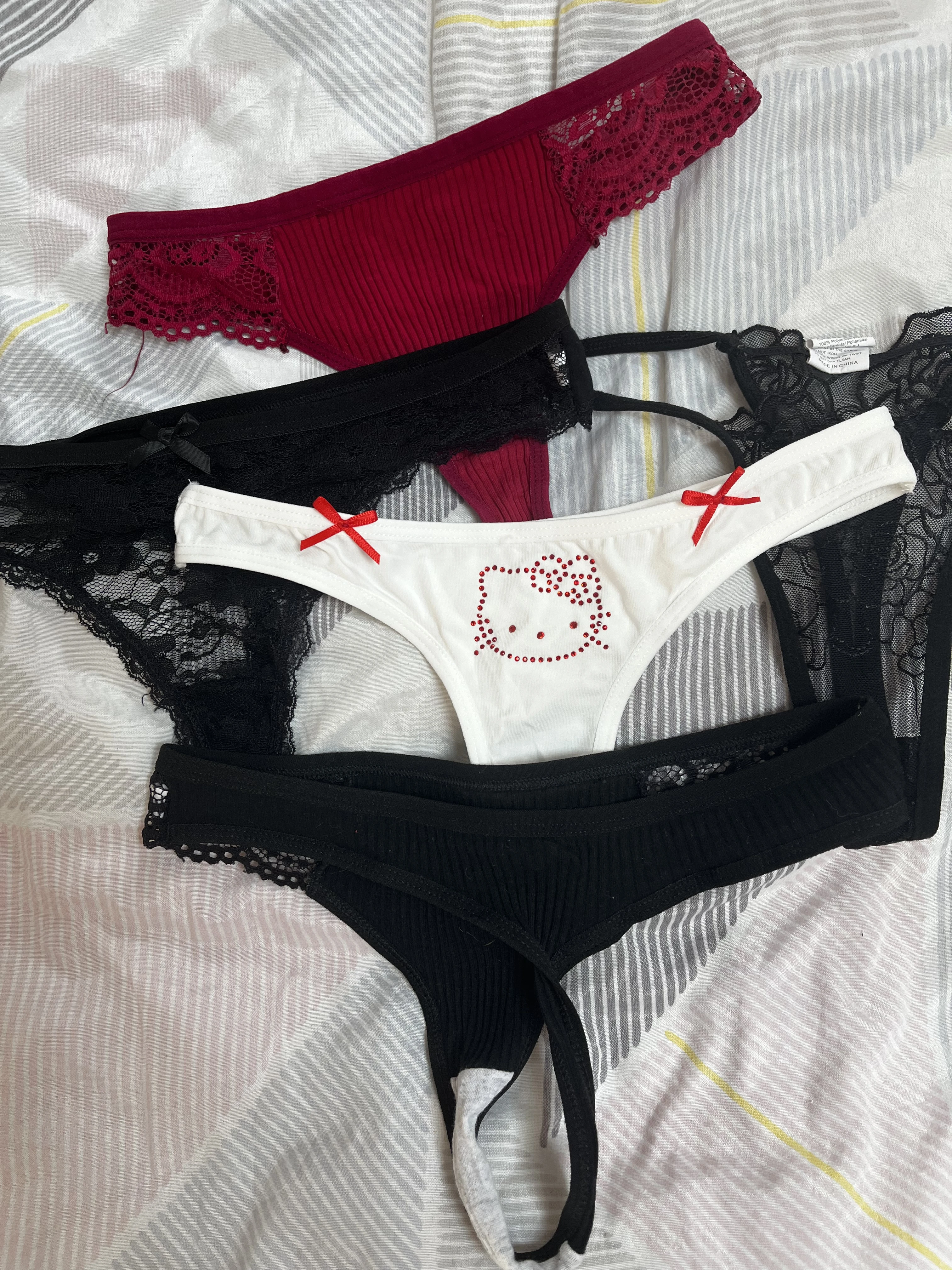 Photo de String mystère