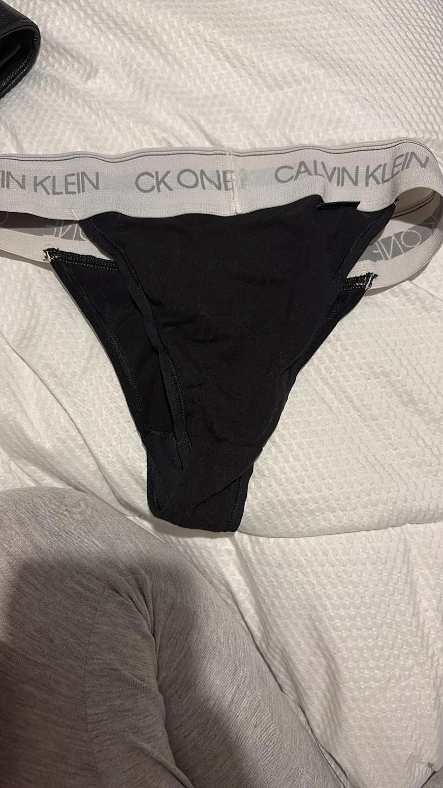 Photo de String CALVIN KLEIN
