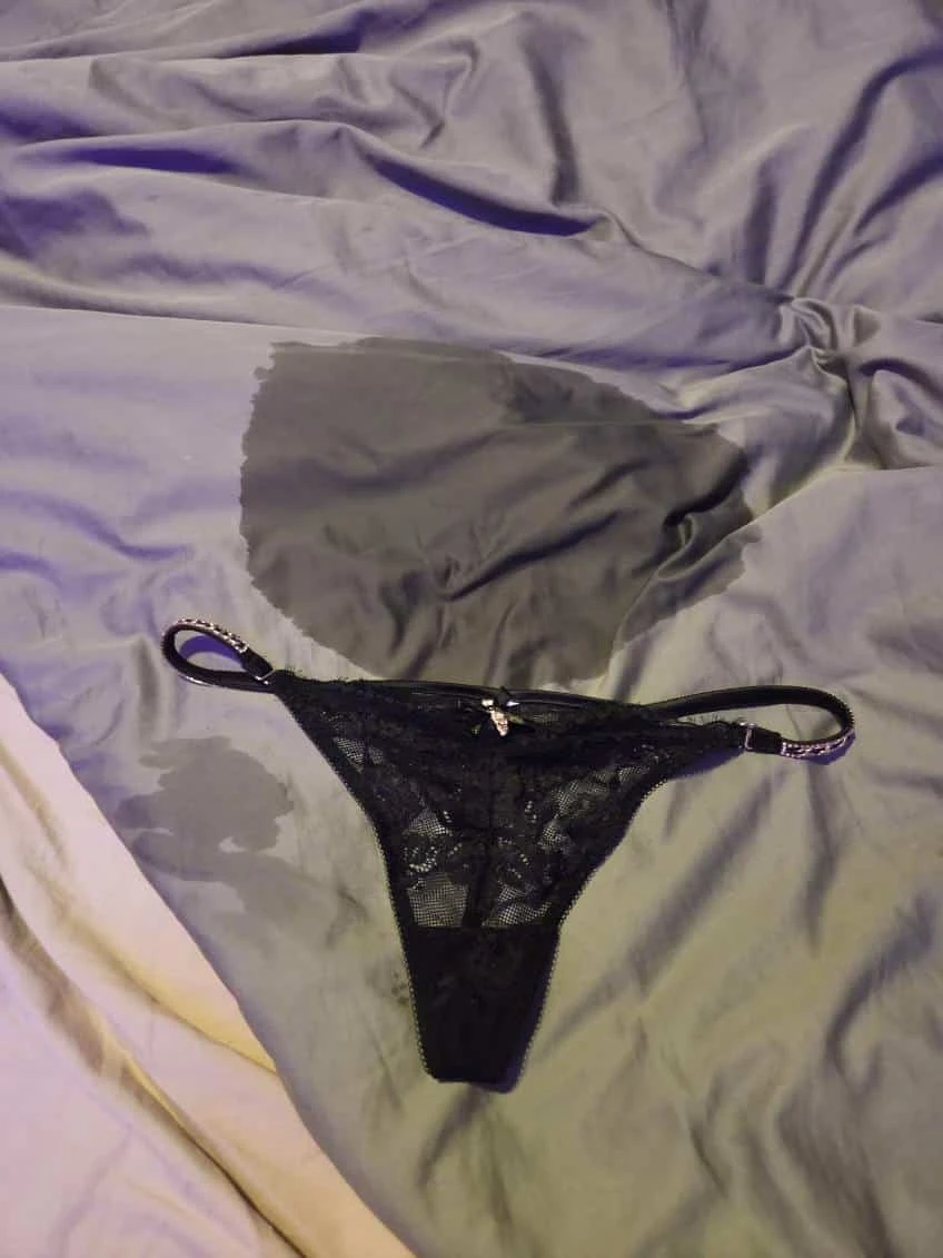 Photo de String après orgasme
