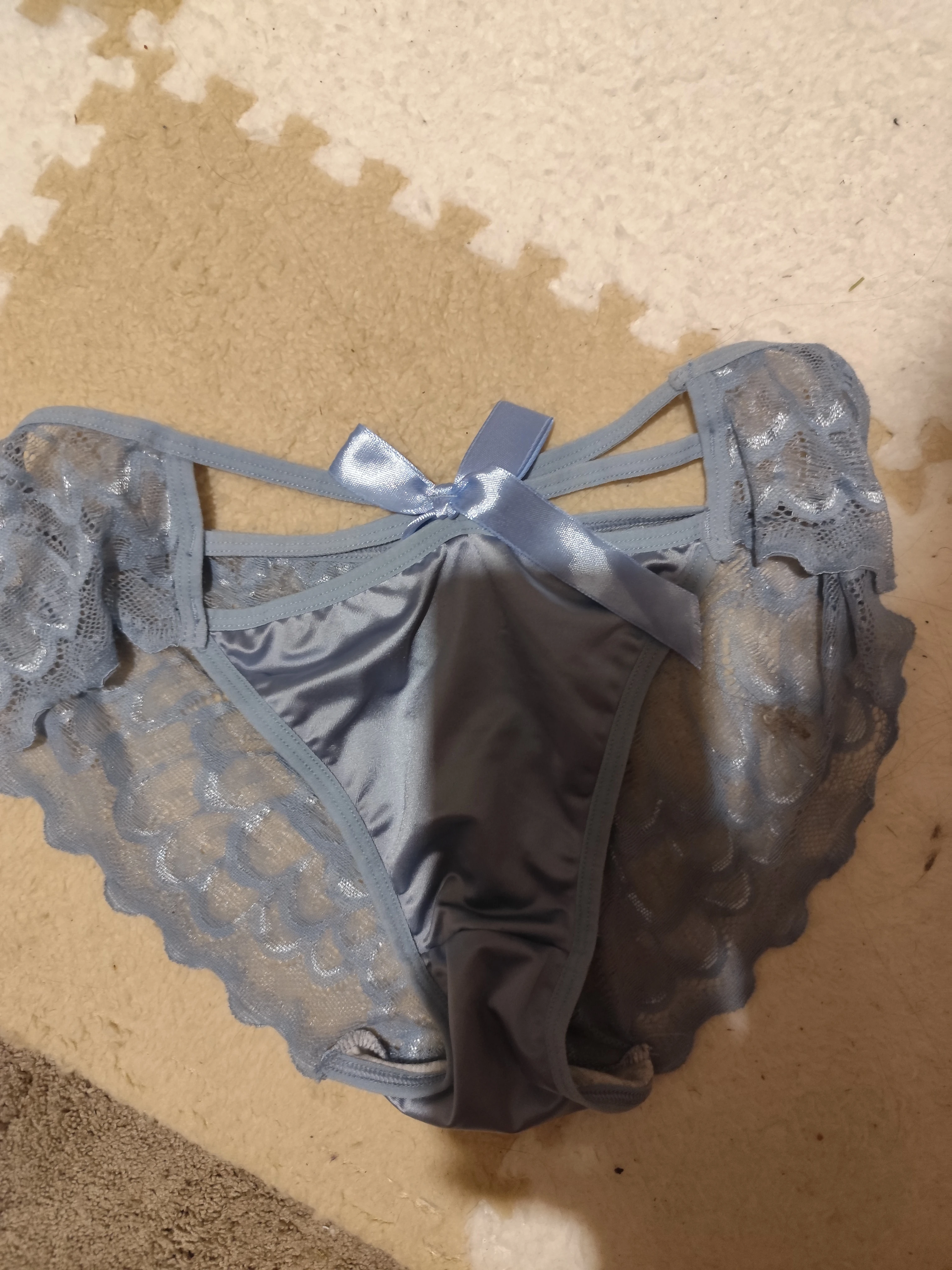 Photo de Culotte dentelle bleue avec envoi mondial Relay