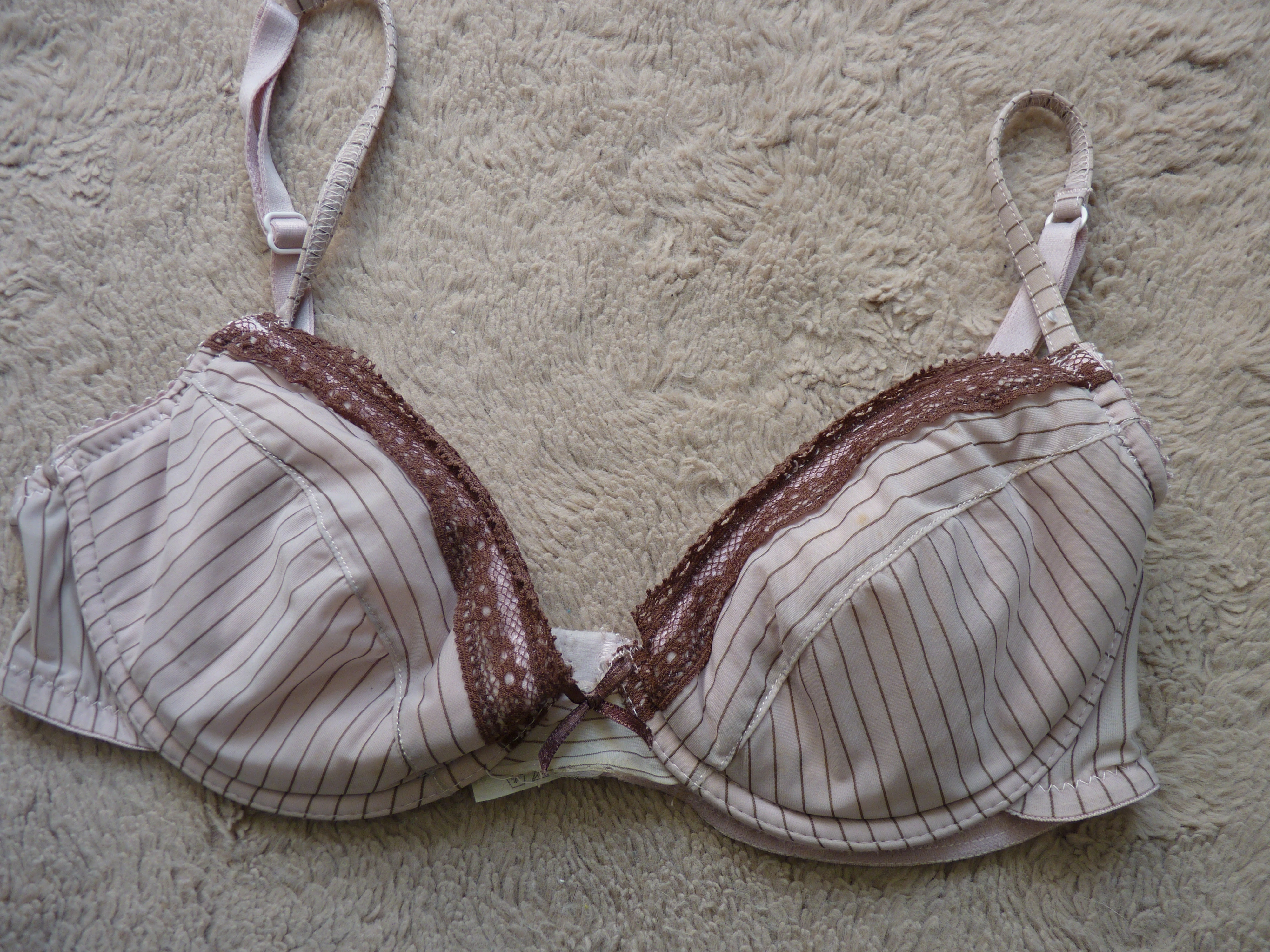 Photo de 💋❤️💕 Mon soutien gorge porté pour toi !...
