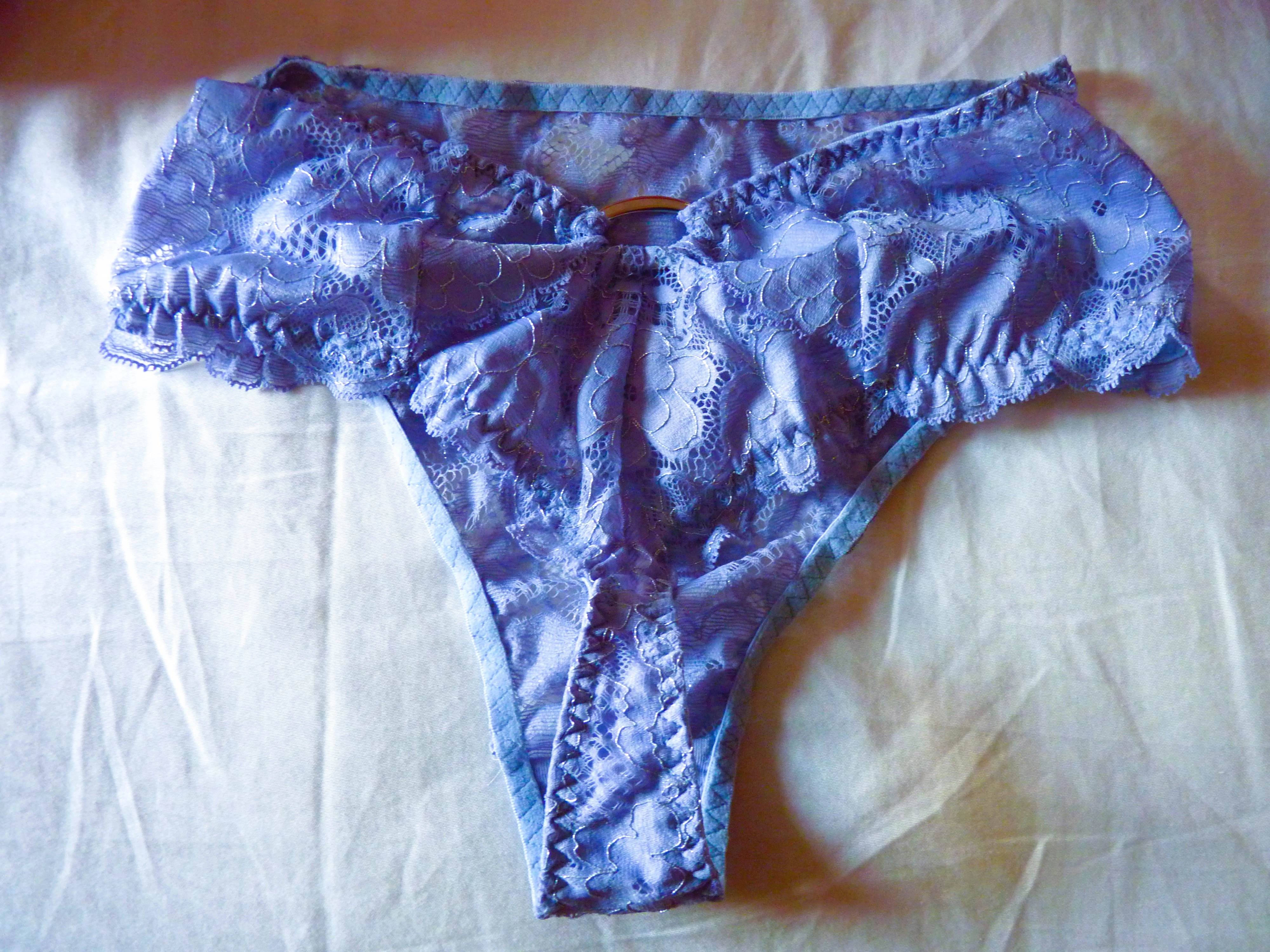 Photo de 🧁Mon tanga + soutien gorge ensemble complet porté