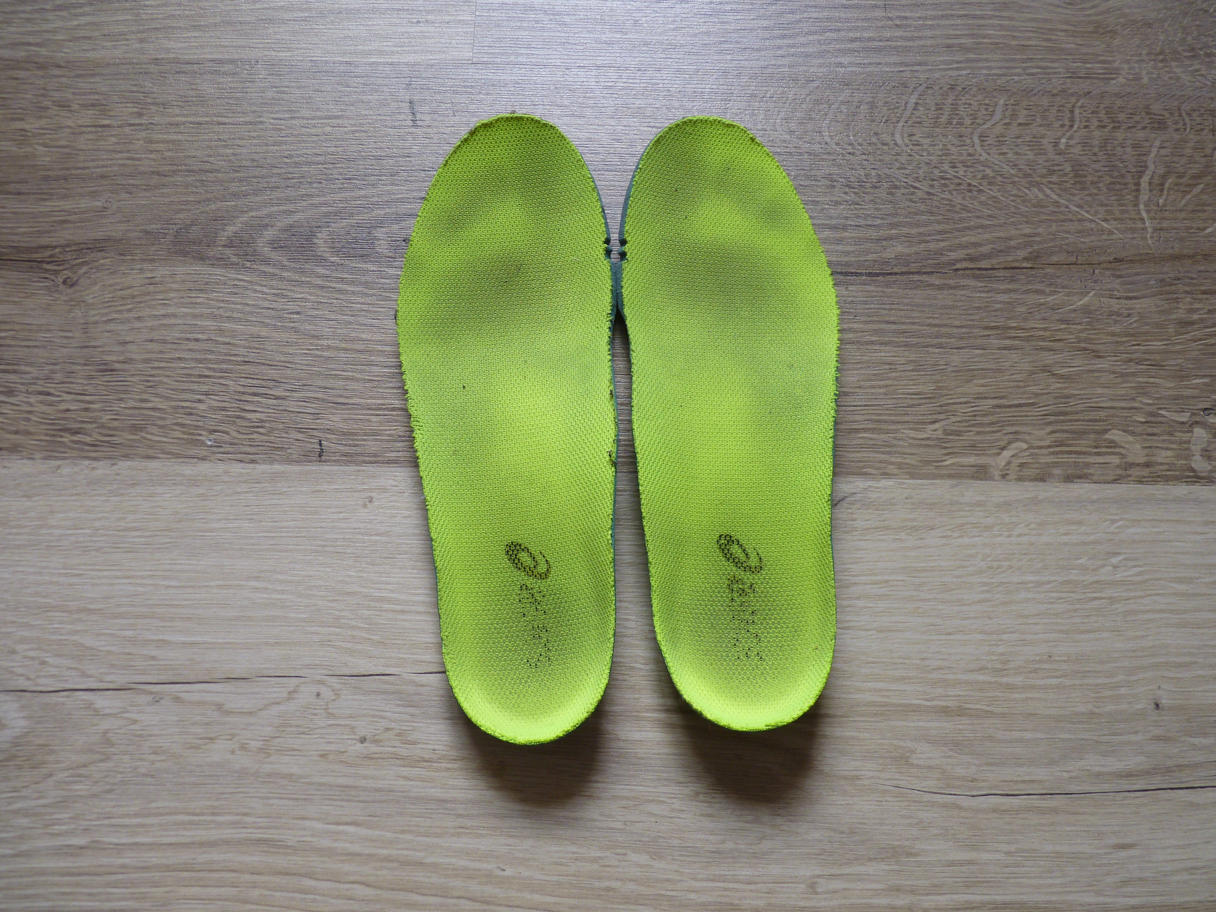 Photo de mes semelles de chaussures de sport odorantes
