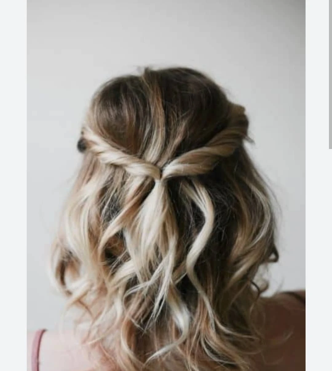 Photo de Offre une nouvelle coiffure a ta maîtresse
