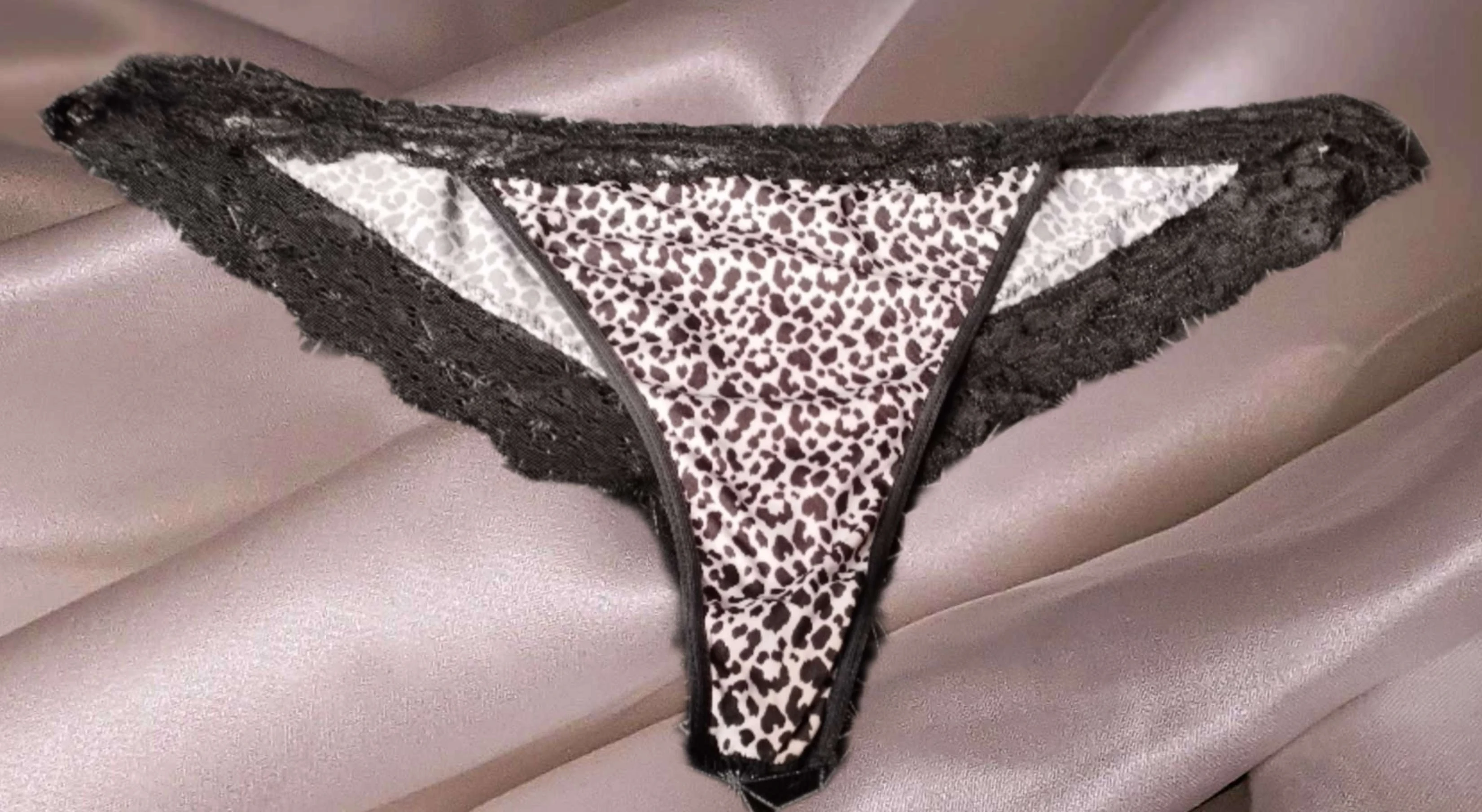 Photo de Tanga porté plusieurs fois