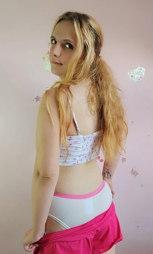 Photo de 💖 Ensemble Barbie – Crop top + short + culotte 💖