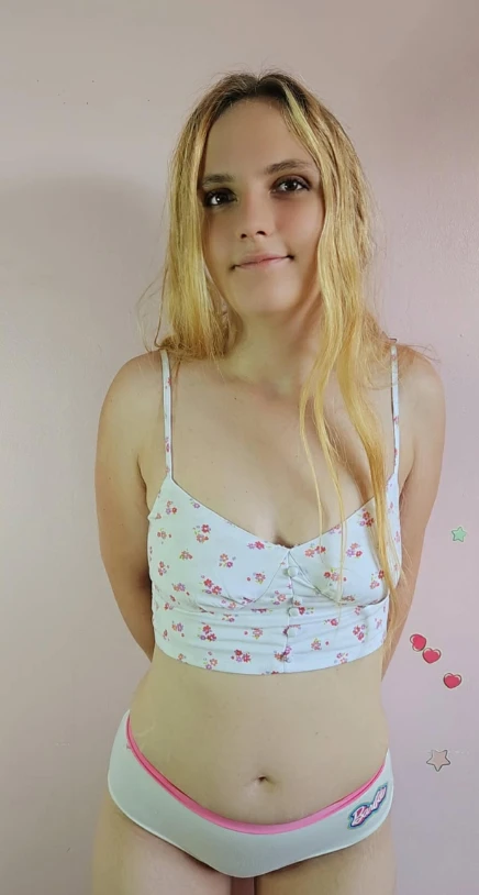 Photo de 💖 Ensemble Barbie – Crop top + short + culotte 💖