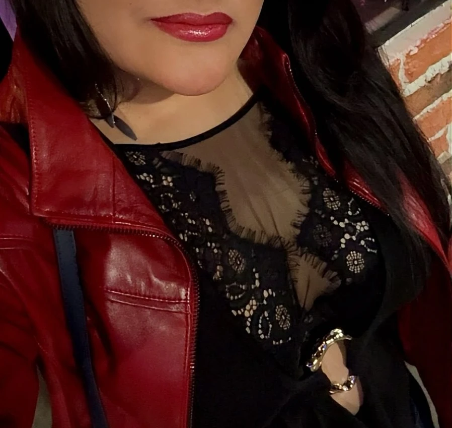 Photo de Conversation privée avec votre Dominante